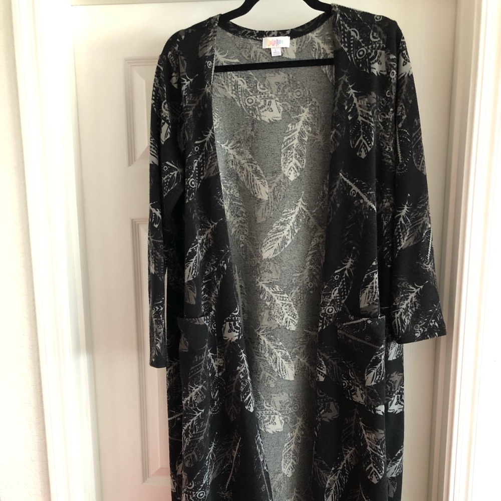 Size Large Lularoe Sarah
